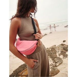 Free People Nwt Crossbody Waist Bag - Casual Everyday Sling
